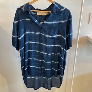 Jen’s pirate booty tropics kapalua shirt in pacific